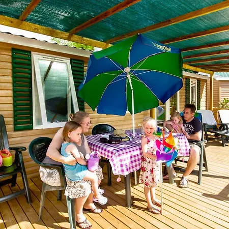 Hu I Pini Village 3*