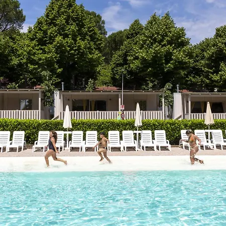 Holiday park Hu I Pini Village