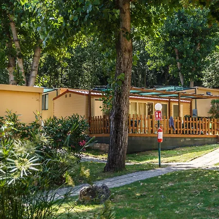 Πάρκο διακοπών Hu I Pini Village