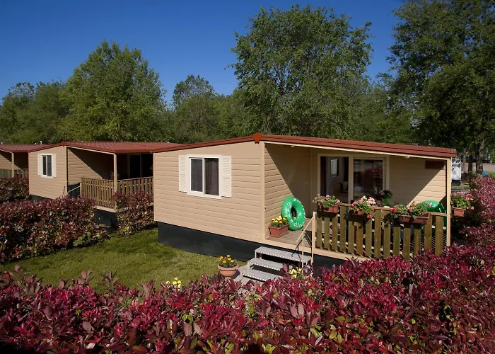 Kompleks wypoczynkowy Hu I Pini Village