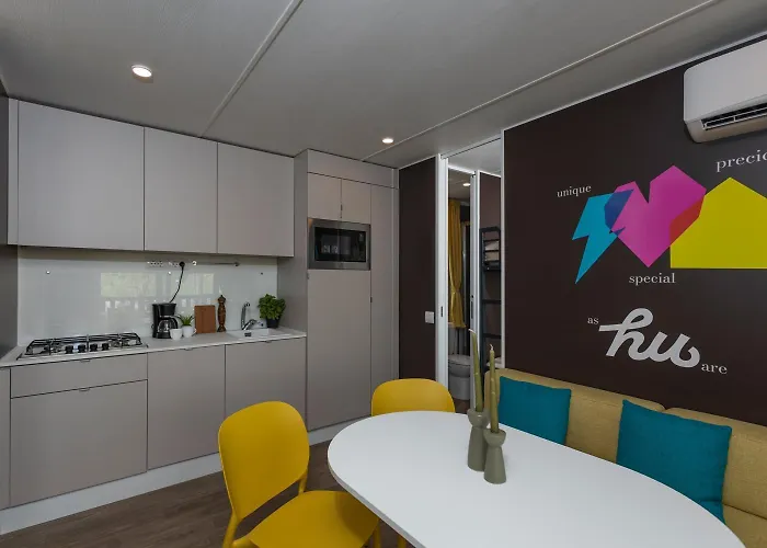 Hu I Pini Village 3*