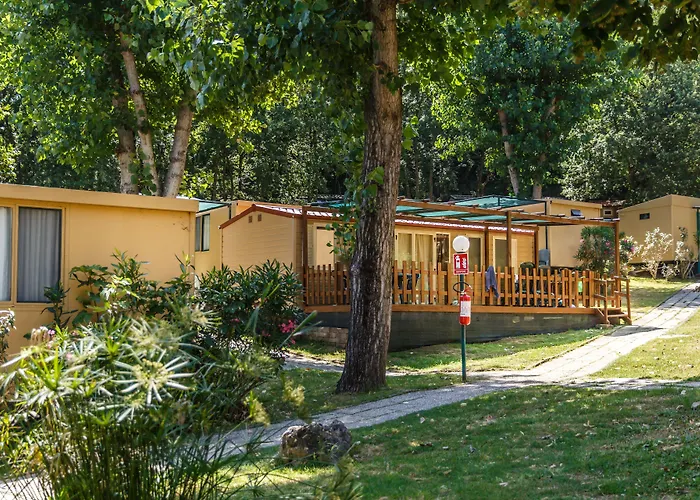 Kompleks wypoczynkowy Hu I Pini Village