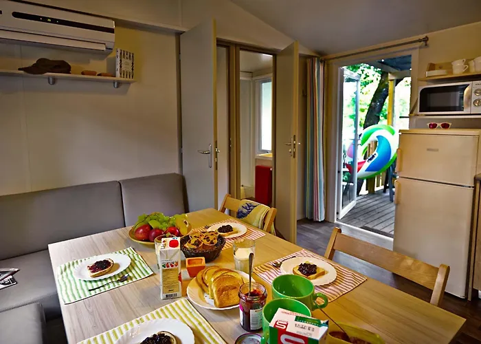 Hu I Pini Village Kompleks wypoczynkowy